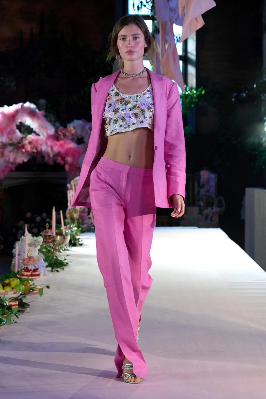 00025 loveshackfancy spring 2024 ready to wear credit brand Large