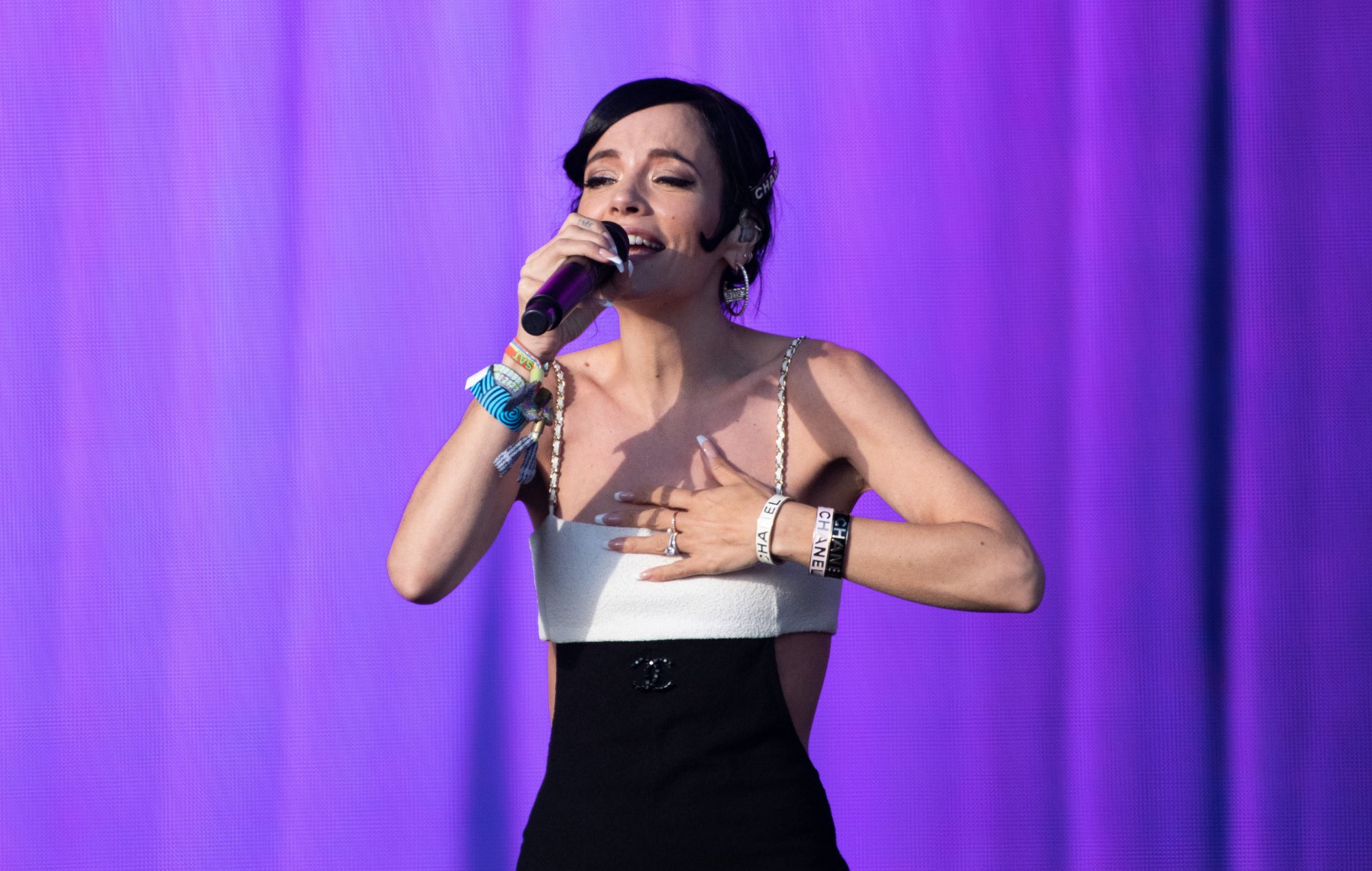 Lily Allen performs live.