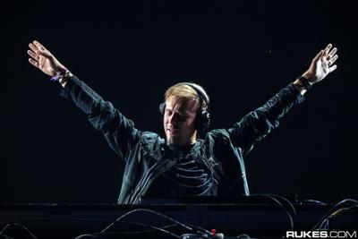 Armin van Buuren preps 950-song playlist flaunting the best of 'A State of Trance' ahead of 1000th episode – Mix Session