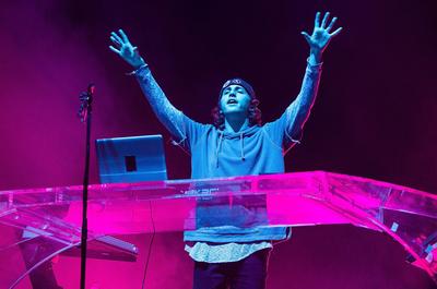 Porter Robinson talks the 'pressure' and 'low points' that led to 'Nurture' on Anna Lunoe's 'danceXL' – Mix Session Porter Robinson talks the 'pressure' and 'low points' that led to 'Nurture' on Anna Lunoe's 'danceXL'