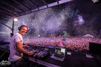 Trance fans nearly twice as positive as dubstep fans, according to new study