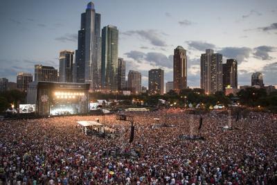 Lollapalooza offers more than 1,000 free tickets to vaccinated Chicago residents