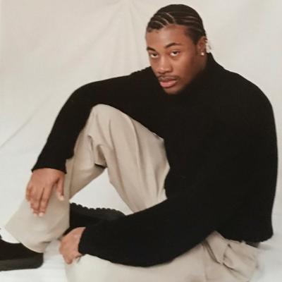 Singer-Songwriter Lo’renzo To’rez Fascinates The Crowds In New Singles “Closing The Door” & “Live Again”