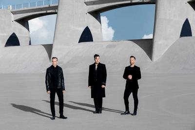 RÜFÜS DU SOL, Black Coffee, Olivia Rodrigo, Silk Sonic, and more win at Grammys 2022