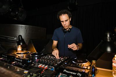 Four Tet wins lengthy legal battle with Domino Records