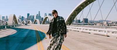 Isaiah Brown Takes Music Fans On A Reality-Bending Adventure In New Music Video Of ‘Me & U’