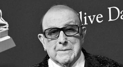 Clive Davis, Legendary Music Industry Titan, Dies at 94